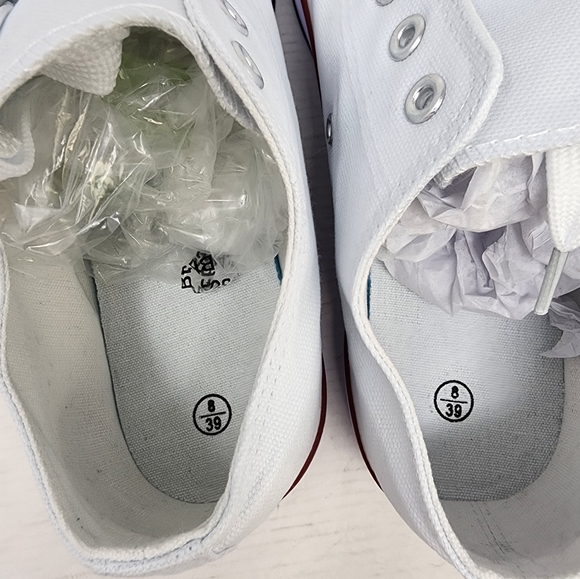 New White Canvas Low Top Sneakers Comfortable Walking Shoes Women's Size 8 - Picture 6 of 7